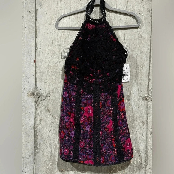 Free People Floral Embroidered Miss You Mini Halter Dress Size 4 NWT - Picture 1 of 5